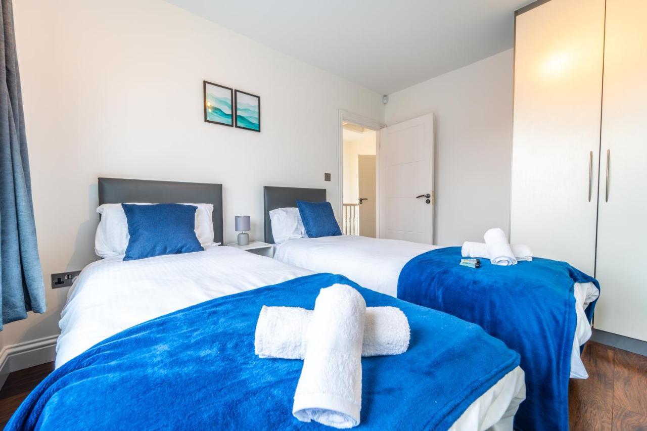 Modern Spacious 4 Bed Hayes Home With Free Parking מראה חיצוני תמונה