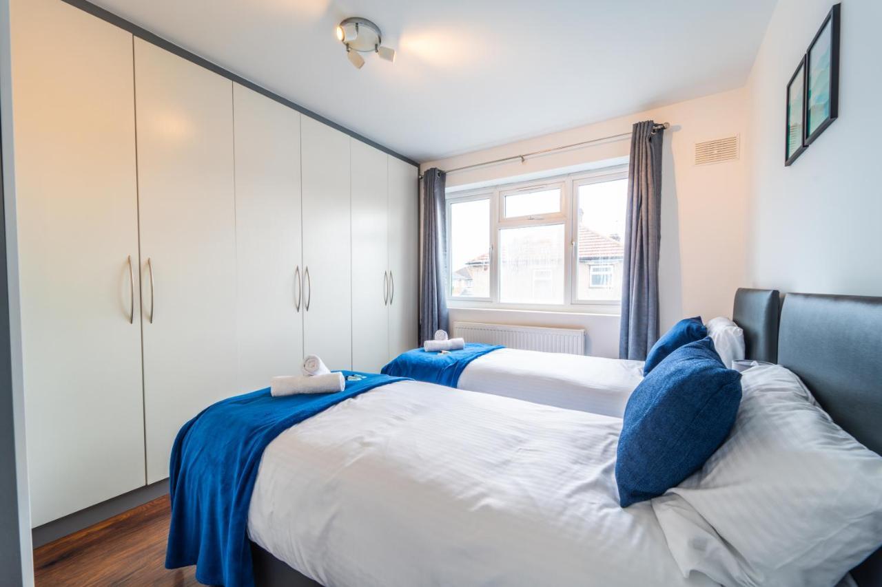 Modern Spacious 4 Bed Hayes Home With Free Parking מראה חיצוני תמונה
