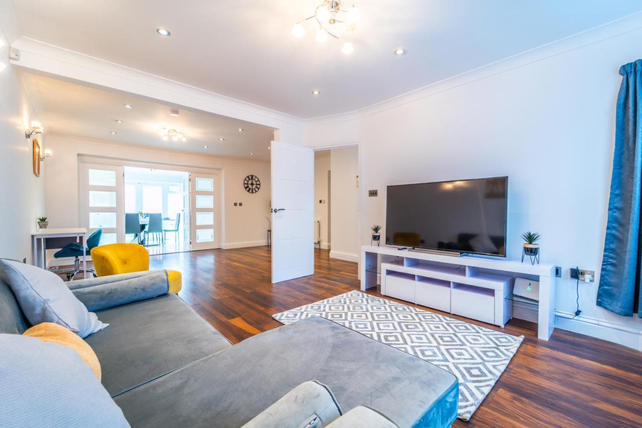 Modern Spacious 4 Bed Hayes Home With Free Parking מראה חיצוני תמונה