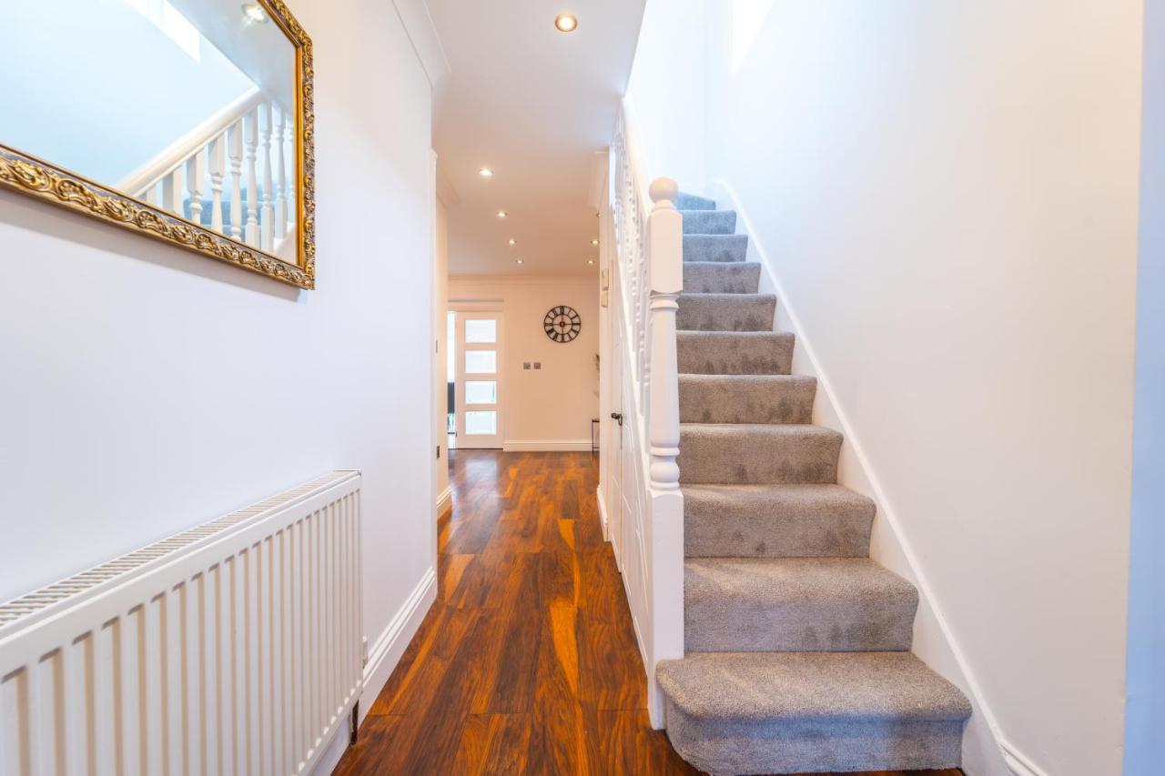 Modern Spacious 4 Bed Hayes Home With Free Parking מראה חיצוני תמונה