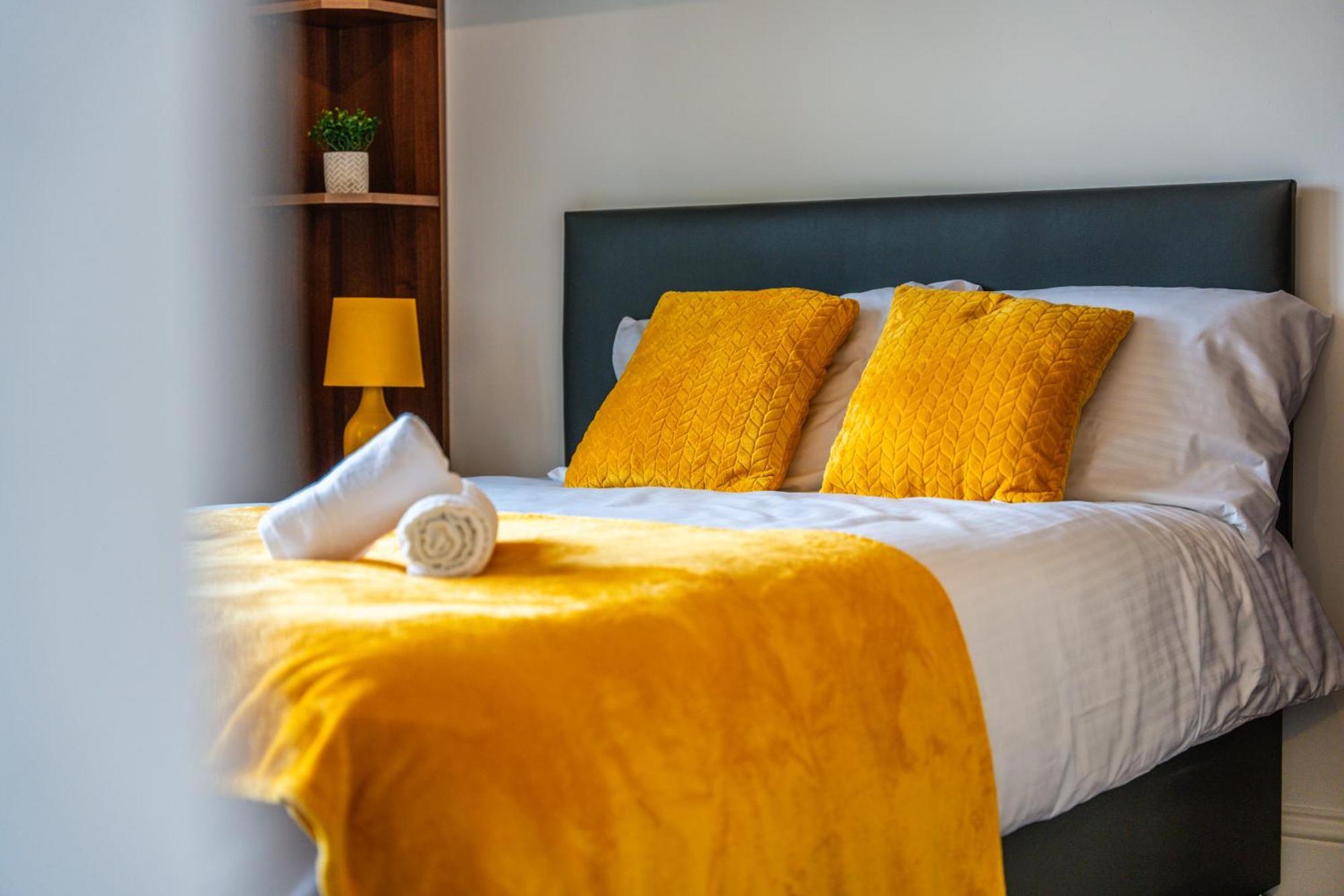 Modern Spacious 4 Bed Hayes Home With Free Parking מראה חיצוני תמונה
